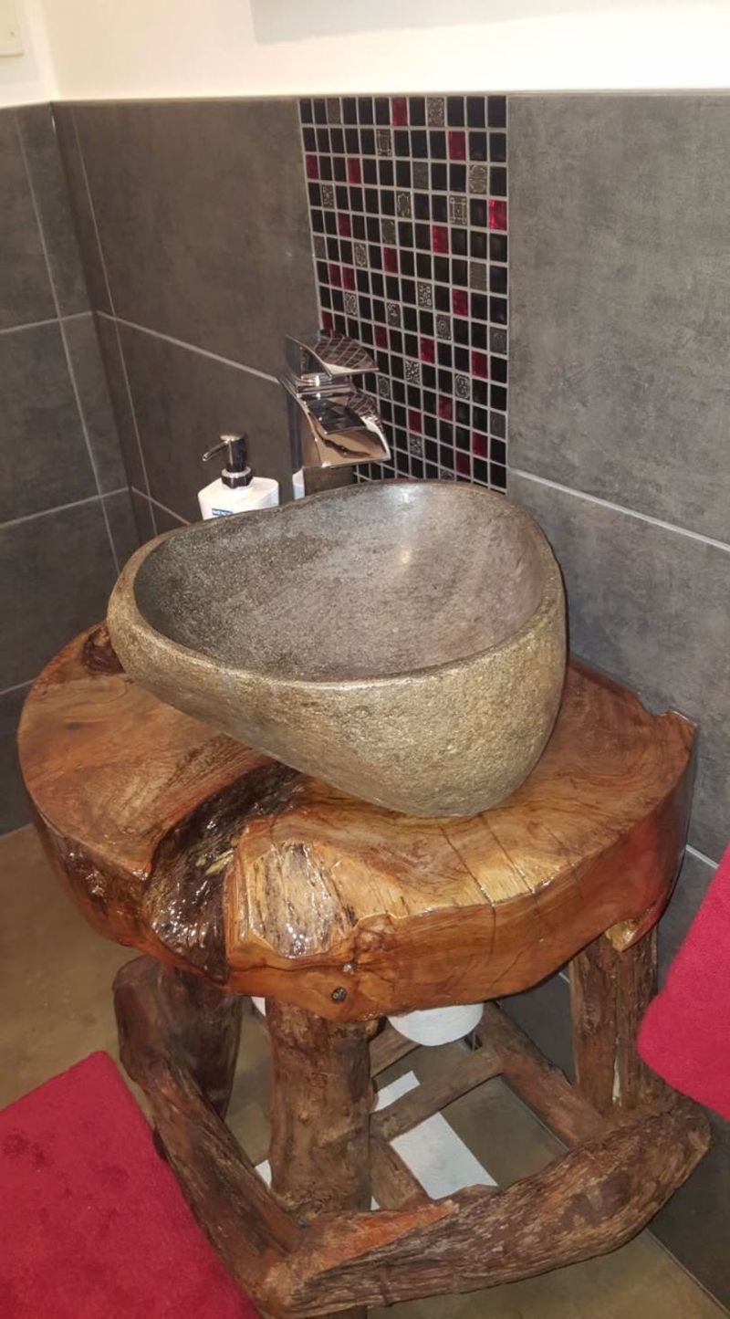 Waschtisch aus Naturstein